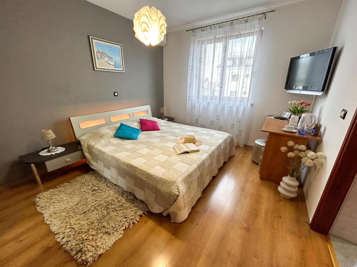 Room Adry Rovinj Eksteriør billede